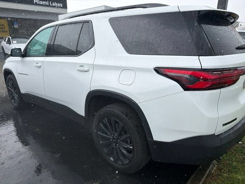 Used 2023 Chevrolet Traverse RS FWD image 6