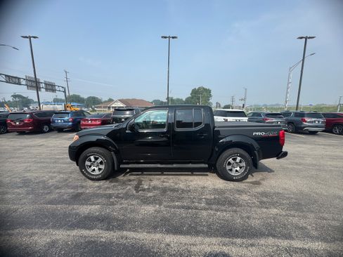 Used 2012 Nissan Frontier PRO-4X AWD/4WD image 3