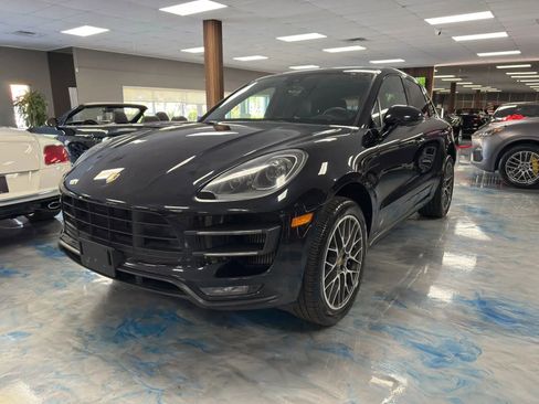 Used 2015 Porsche Macan Turbo AWD/4WD image 26