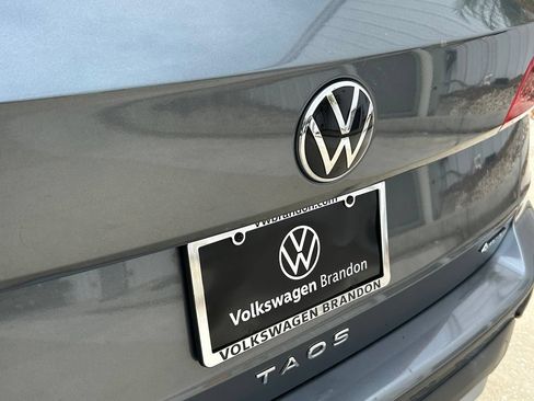 Certified 2022 Volkswagen Taos S AWD/4WD image 31