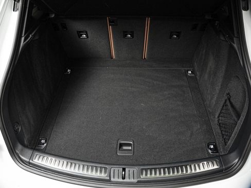Certified 2026 Porsche Macan AWD/4WD image 26