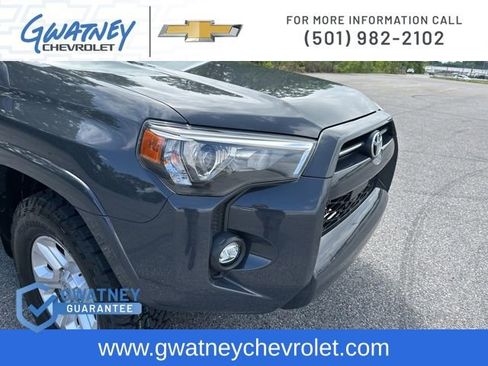 Used 2024 Toyota 4Runner SR5 AWD/4WD image 13