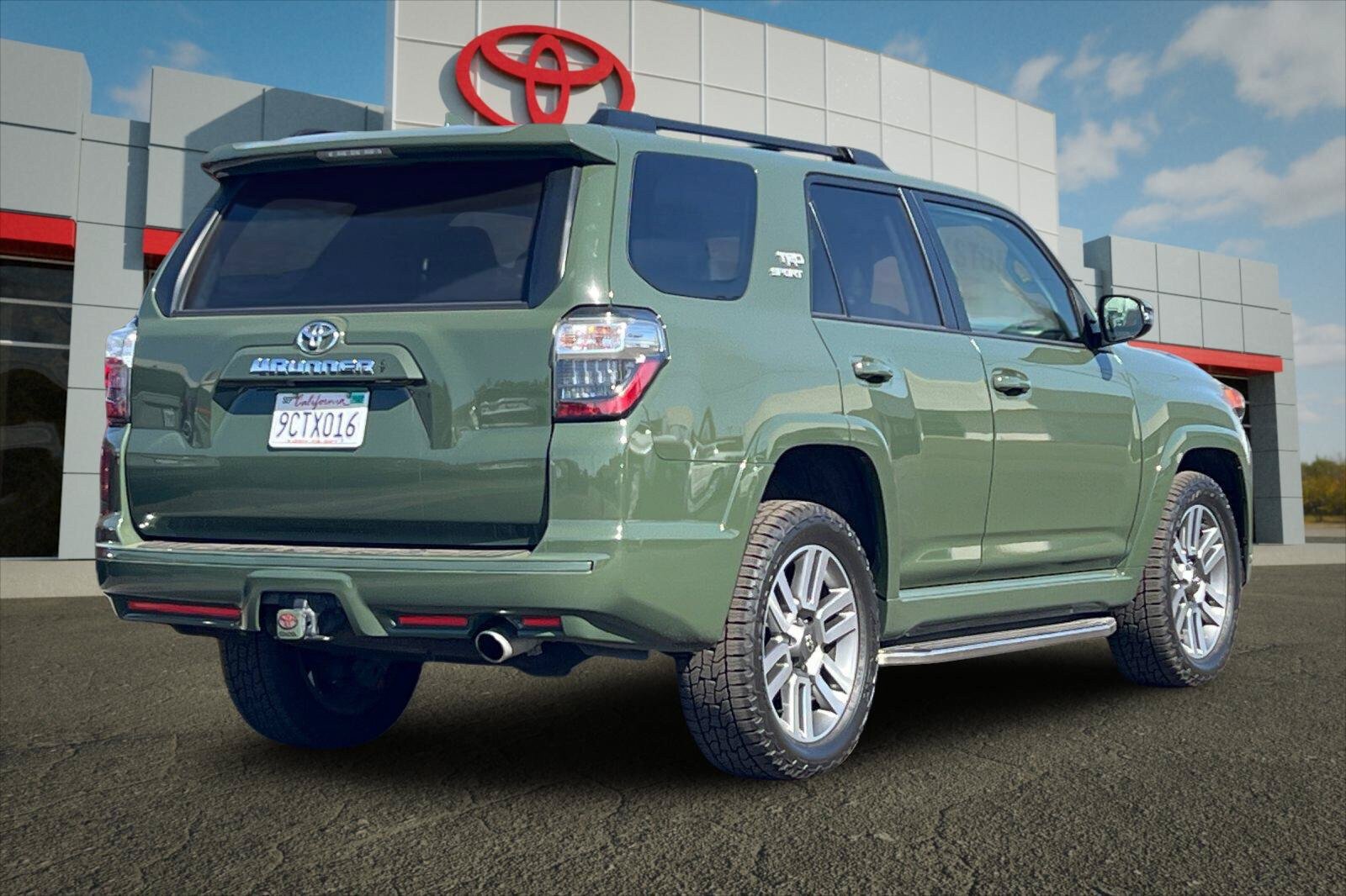 Certified 2022 Toyota 4Runner TRD Sport w/ Technology Package RWD image 3
