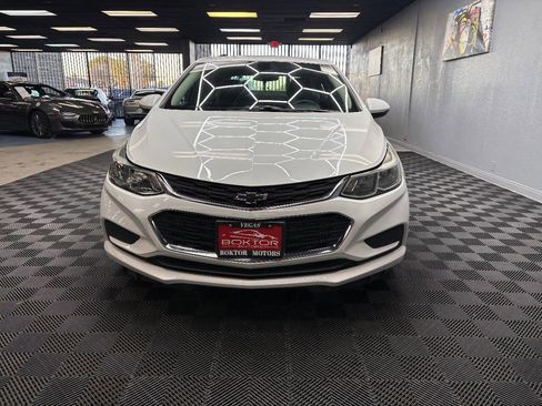 Used 2017 Chevrolet Cruze LS image 3