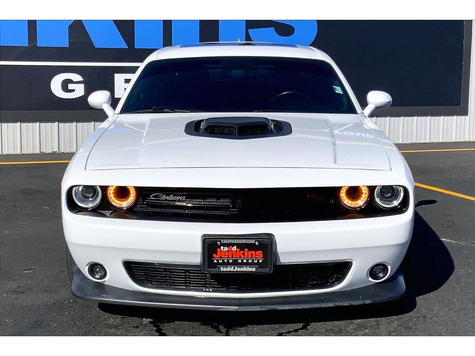 Used 2022 Dodge Challenger R/T Scat Pack w/ Shaker Package RWD image 3