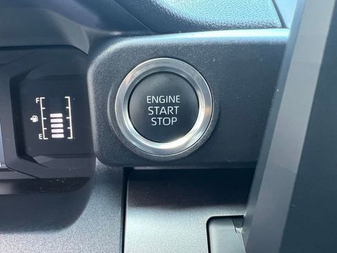 Used 2025 Toyota 4Runner SR5 image 38