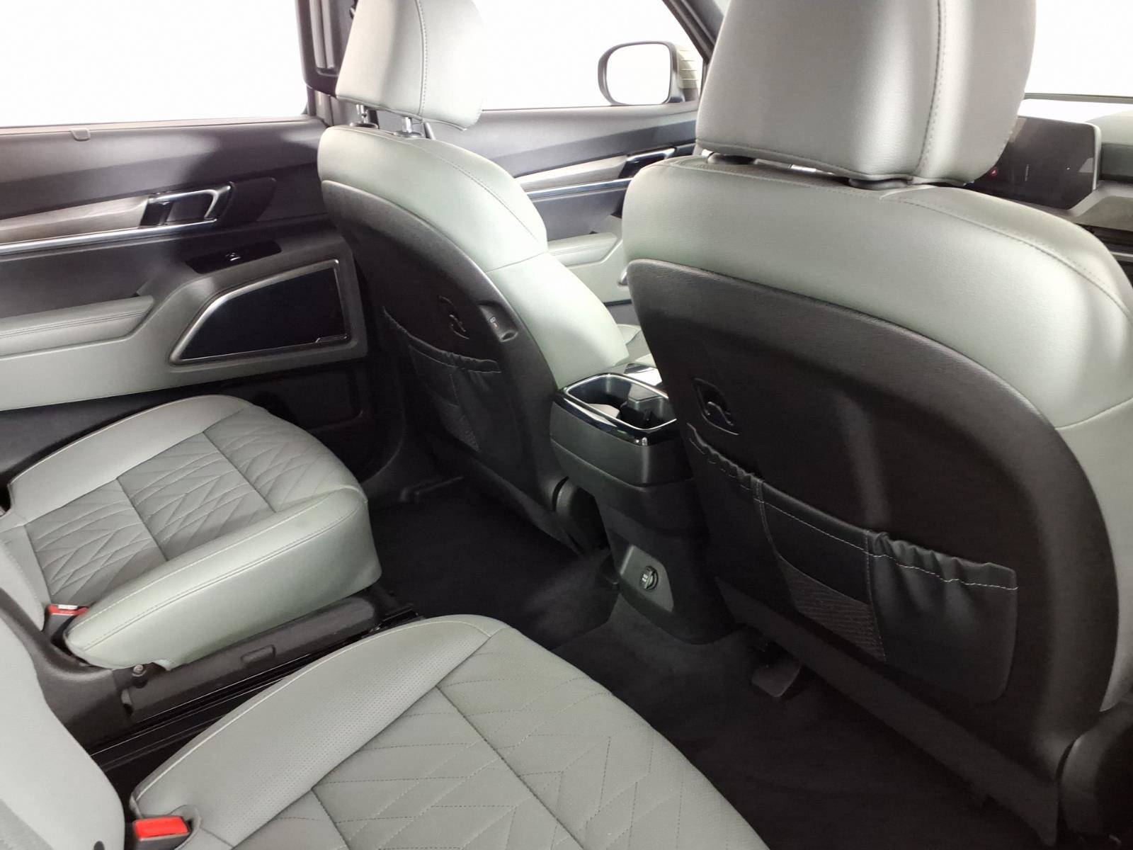 Used 2024 Kia Telluride EX X-Line AWD/4WD image 10