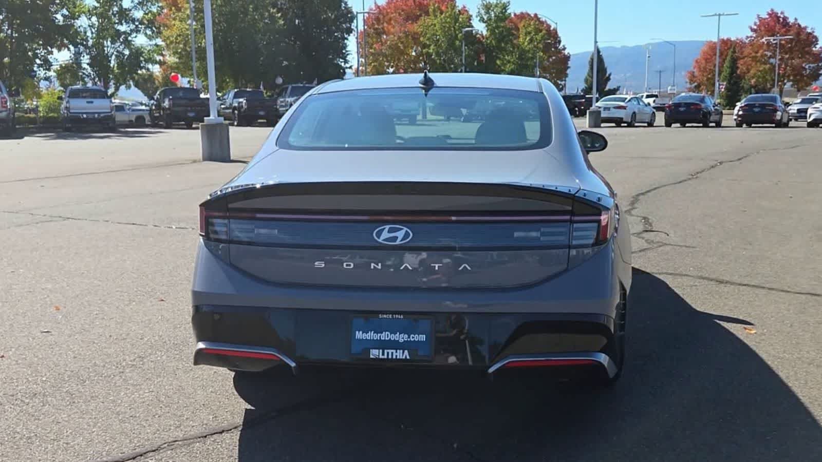 Used 2025 Hyundai Sonata SEL FWD image 7