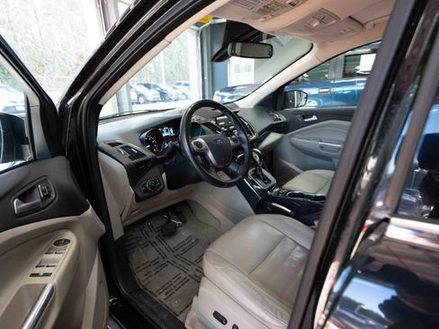 Used 2014 Ford Escape Titanium image 8