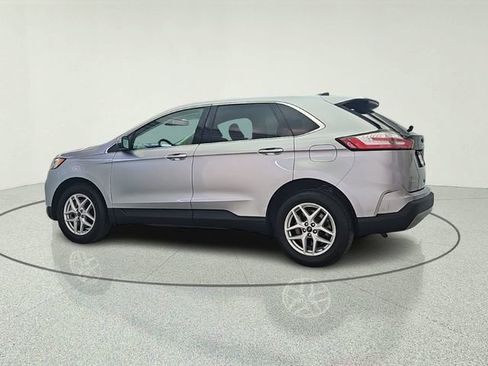 Used 2022 Ford Edge SEL AWD/4WD image 4