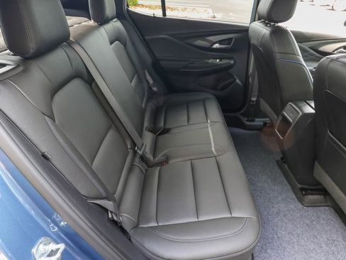 Used 2025 Buick Envista Sport Touring w/ Convenience I Package FWD image 24