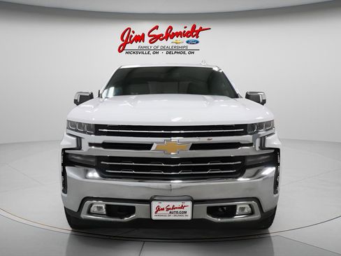 Used 2019 Chevrolet Silverado 1500 LTZ w/ LTZ Convenience Package AWD/4WD image 3