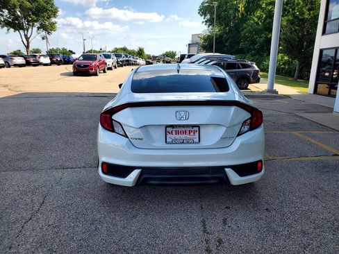 Used 2018 Honda Civic EX-T image 12