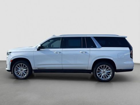 Used 2024 Cadillac Escalade ESV Premium Luxury w/ Performance Package AWD/4WD image 3