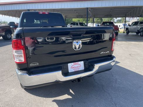 Used 2024 RAM 3500 Tradesman w/ Chrome Appearance Group AWD/4WD image 12