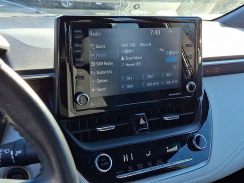 Used 2022 Toyota Corolla SE image 23