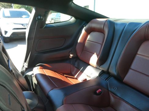 Used 2016 Ford Mustang Premium image 26