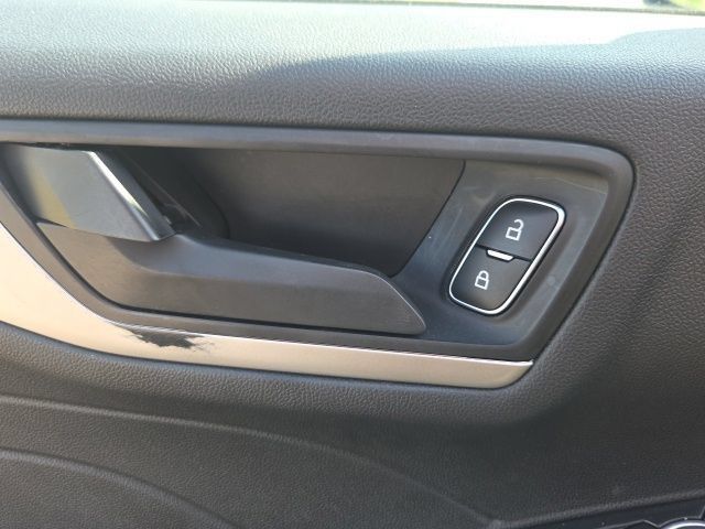 Used 2022 Ford Escape SE FWD image 17