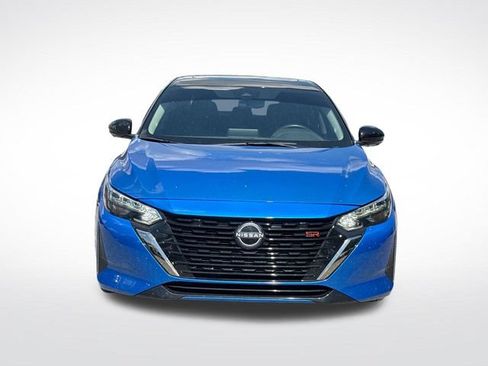 Used 2024 Nissan Sentra SR w/ SR Premium Package FWD image 10