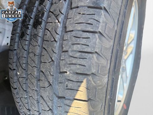 Certified 2023 Jeep Grand Cherokee Laredo image 19