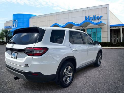 Certified 2024 Honda Pilot EX-L image 4