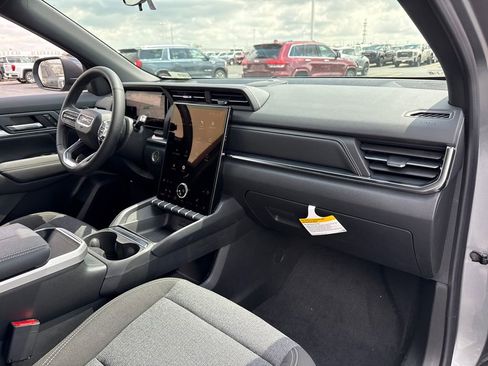 New 2026 GMC Terrain Elevation AWD/4WD image 37