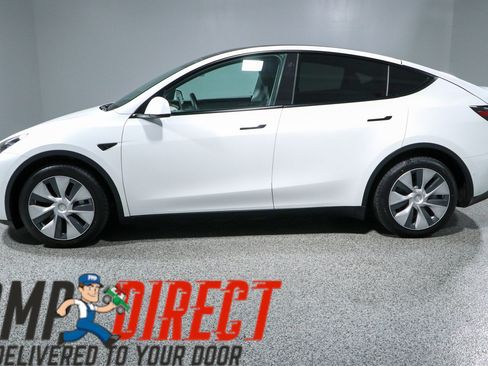 Used 2021 Tesla Model Y Long Range AWD/4WD image 10