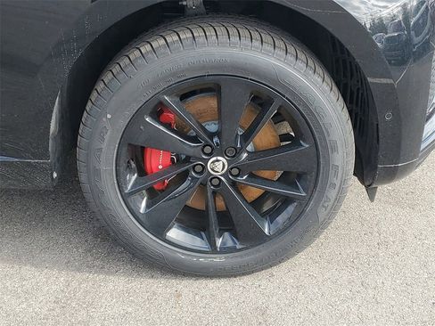 New 2026 Jaguar F-PACE R-Dynamic S image 5