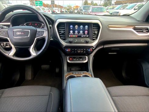 Certified 2023 GMC Acadia SLE w/ Driver Convenience Package image 13