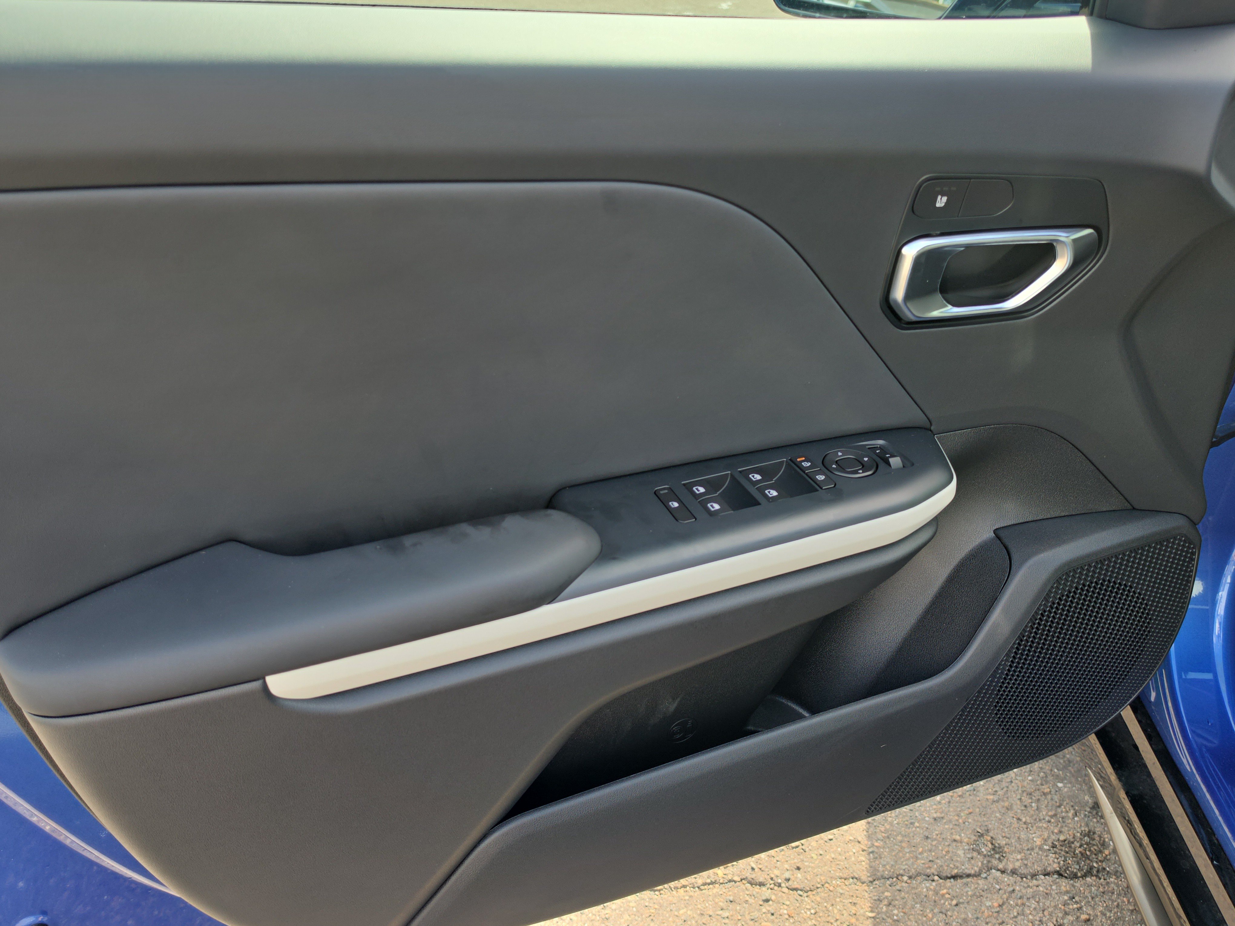 New 2026 Kia K4 GT-Line Turbo w/ GT-Line Sunroof Package FWD image 17