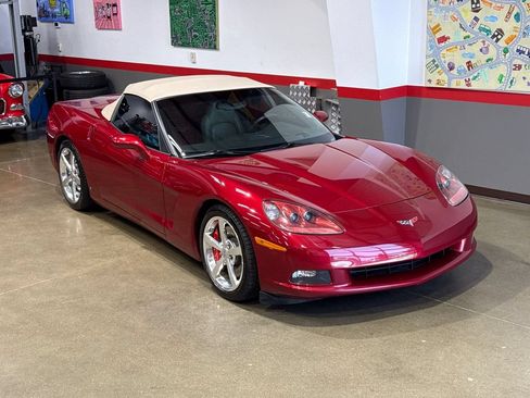 Used 2008 Chevrolet Corvette Convertible w/ Preferred Equipment Group RWD image 36