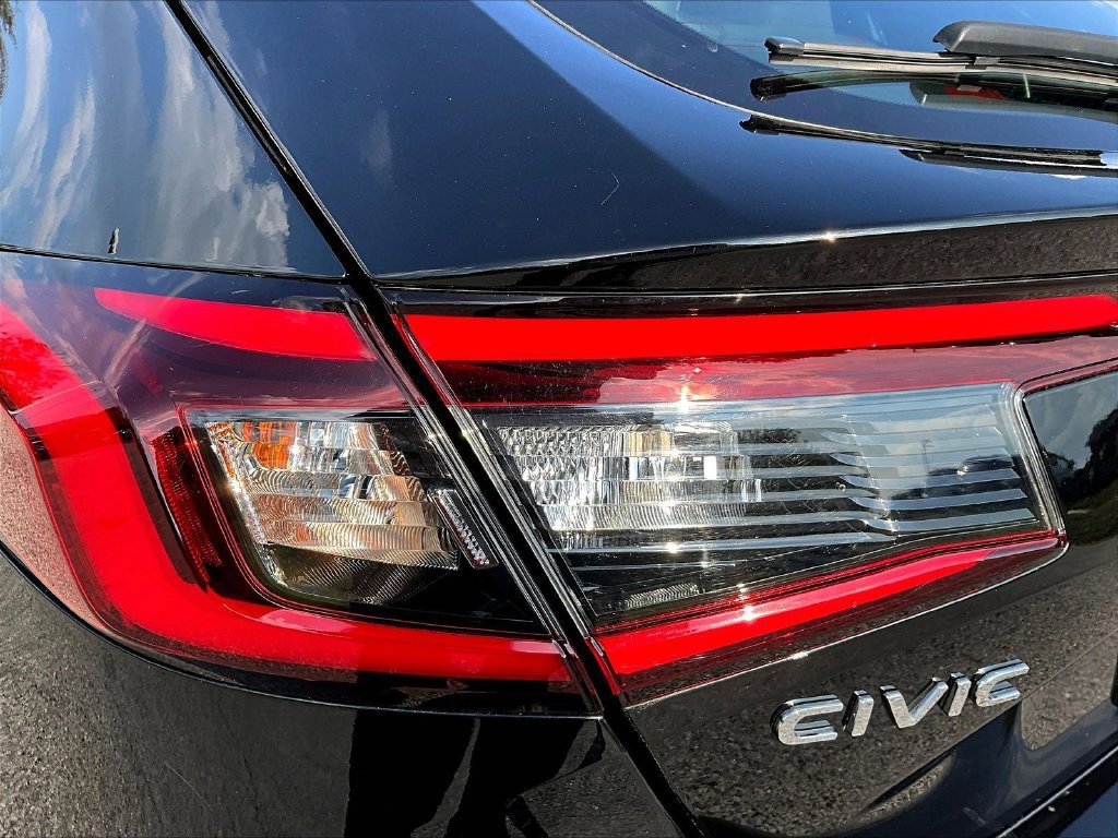 Used 2023 Honda Civic Sport image 24