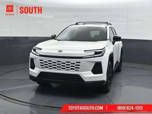 New 2026 Toyota RAV4 SE w/ Convenience Package AWD/4WD image 6