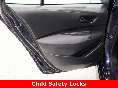 Used 2023 Toyota Corolla LE image 23