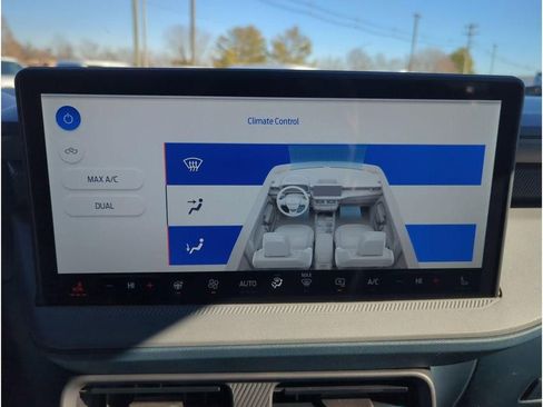 New 2026 Ford Maverick Lobo AWD/4WD image 26