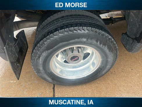 Used 2022 GMC Sierra 3500 Denali AWD/4WD image 7