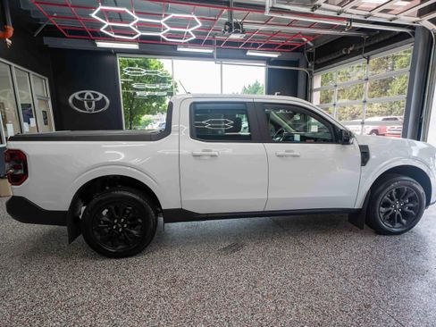 Used 2024 Ford Maverick Lariat w/ Black Appearance Package FWD image 4