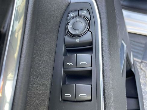 Used 2024 GMC Sierra 1500 Elevation image 16