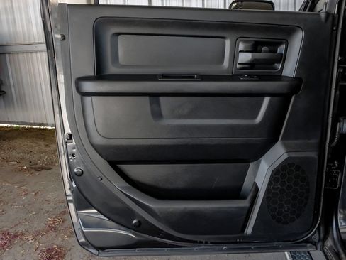 Used 2017 RAM 3500 Tradesman w/ Chrome Appearance Group AWD/4WD image 45