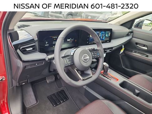 New 2026 Nissan Kicks SR w/ Cold Weather Package AWD/4WD image 10