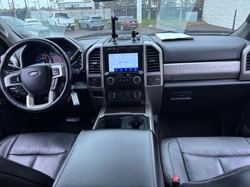 Used 2020 Ford F250 Lariat w/ Lariat Value Package image 20