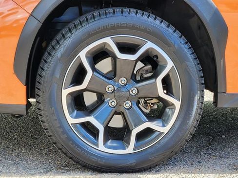Used 2014 Subaru Crosstrek 2.0i Premium AWD/4WD image 9