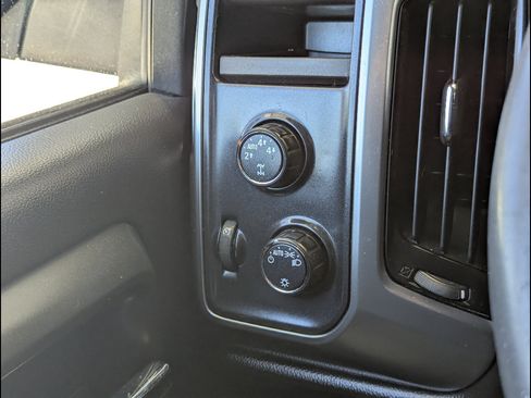 Used 2016 Chevrolet Silverado 1500 LT AWD/4WD image 25