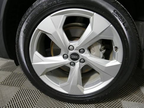 Certified 2023 Audi Q5 2.0T Premium Plus image 9