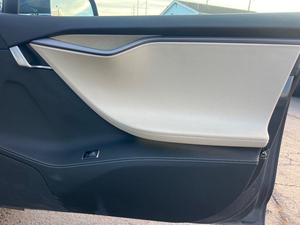 Used 2020 Tesla Model S Long Range Plus AWD/4WD image 18