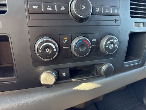 Used 2011 Chevrolet Silverado 1500 LS image 37