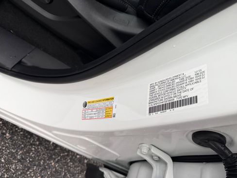 New 2025 Honda Pilot EX-L image 35