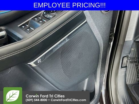 New 2026 Ford Expedition Max Platinum w/ Driver's Package AWD/4WD image 13