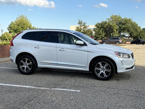 Used 2015 Volvo XC60 T6 Premier Plus AWD/4WD image 8
