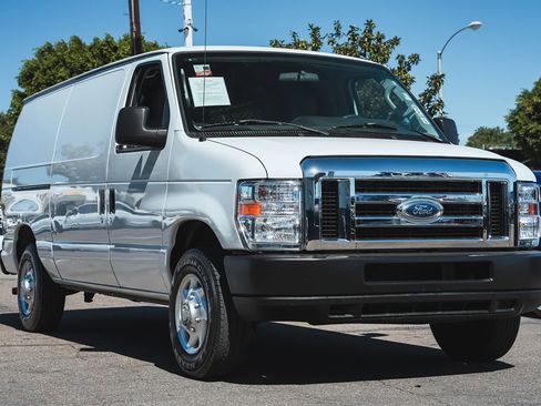Used 2013 Ford E-150 and Econoline 150 image 4
